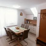 & Malej شقة بوينج