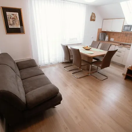 & Malej Apartment