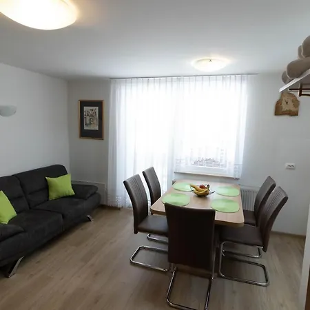 & Malej Apartman