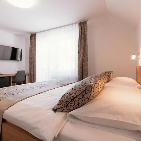Apartman & Malej