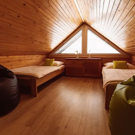 & Malej Apartman *