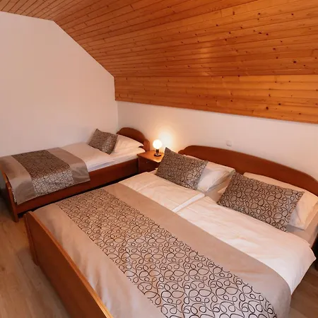 Apartman & Malej
